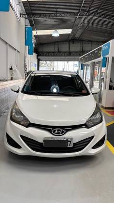 HYUNDAI HB20 1.6 COMFORT PLUS 16V FLEX 4P AUTOMÁTICO